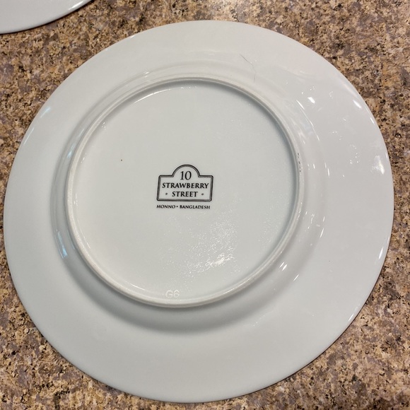 4 Christmas Song Assorted Plates 10 Strawberry Street Holiday - Picture 11 of 16